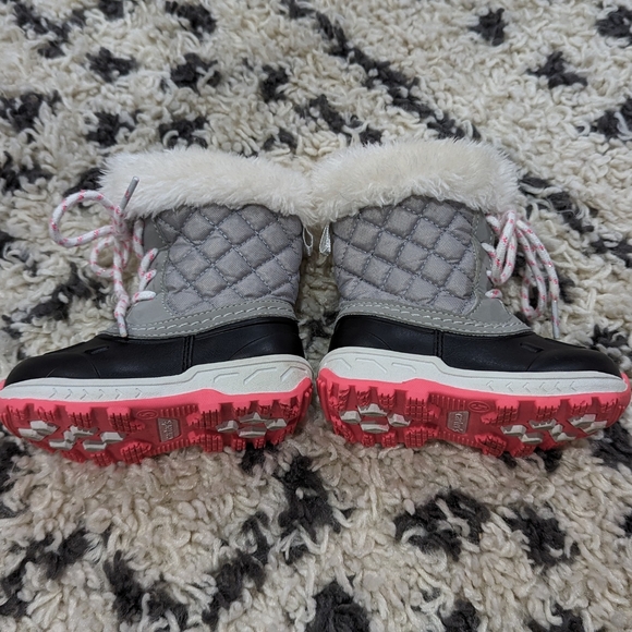 Carter's Toddler Girl Snow Boots - Picture 5 of 5